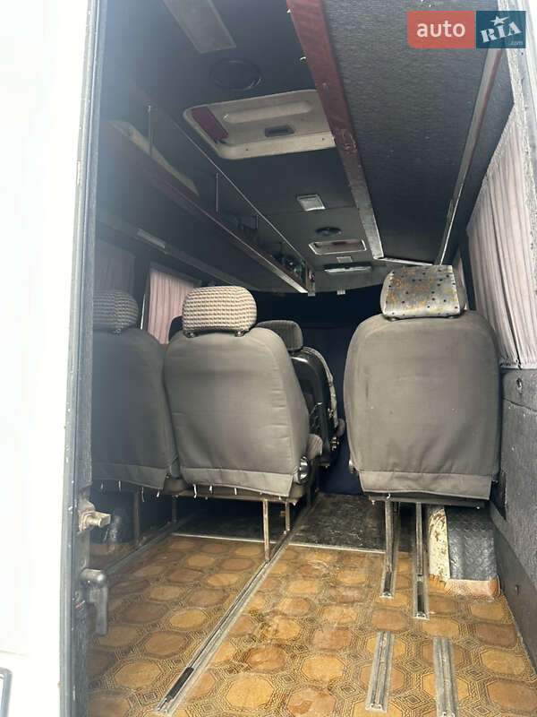 Микроавтобус Mercedes-Benz Sprinter 2004 в Белой Церкви