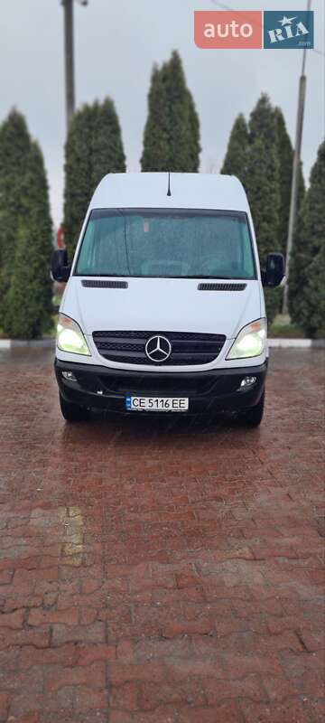 Грузовой фургон Mercedes-Benz Sprinter 2011 в Черновцах