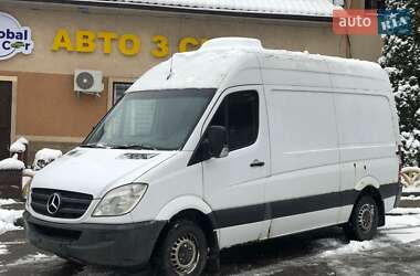 Вантажний фургон Mercedes-Benz Sprinter 2012 в Києві