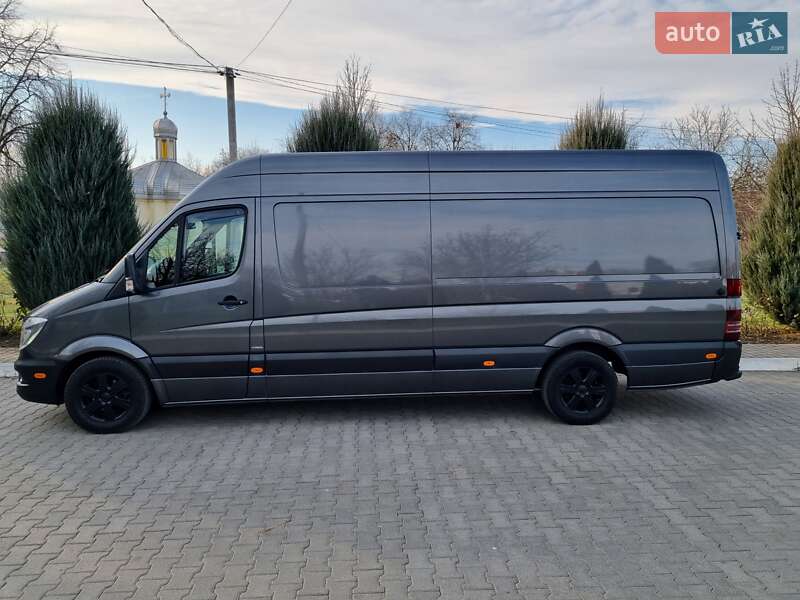 Грузовой фургон Mercedes-Benz Sprinter 2014 в Черновцах