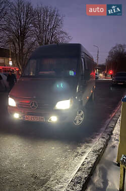 Вантажний фургон Mercedes-Benz Sprinter 2004 в Луцьку