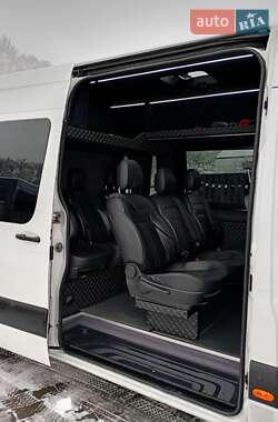 Микроавтобус Mercedes-Benz Sprinter 2018 в Долине