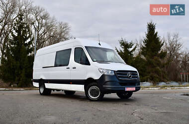 Грузовой фургон Mercedes-Benz Sprinter 2020 в 