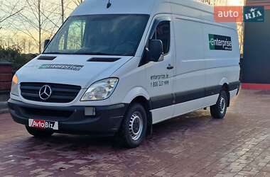 Вантажний фургон Mercedes-Benz Sprinter 2013 в Рівному