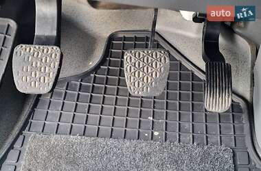 Вантажний фургон Mercedes-Benz Sprinter 2013 в 