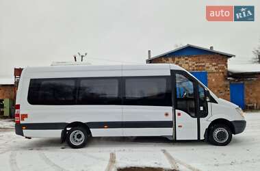 Туристичний / Міжміський автобус Mercedes-Benz Sprinter 2013 в Чернівцях