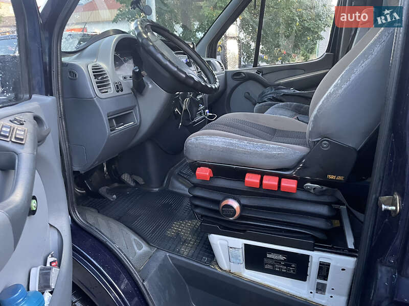 Микроавтобус Mercedes-Benz Sprinter 2004 в Сваляве