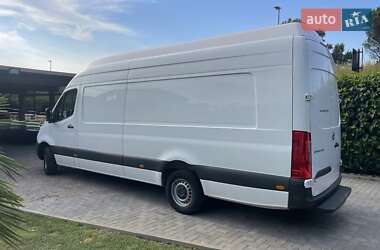 Грузовой фургон Mercedes-Benz Sprinter 2022 в Черновцах