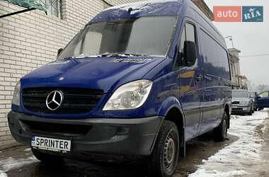 Вантажний фургон Mercedes-Benz Sprinter 2011 в Києві