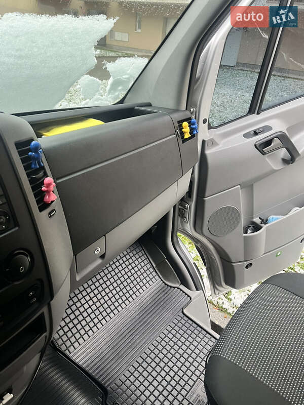 Другие автобусы Mercedes-Benz Sprinter 2013 в Тячеве
