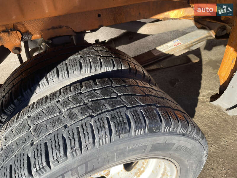 Грузовой фургон Mercedes-Benz Sprinter 2002 в Бершади