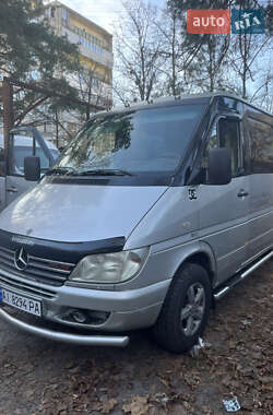 Вантажний фургон Mercedes-Benz Sprinter 2001 в Києві