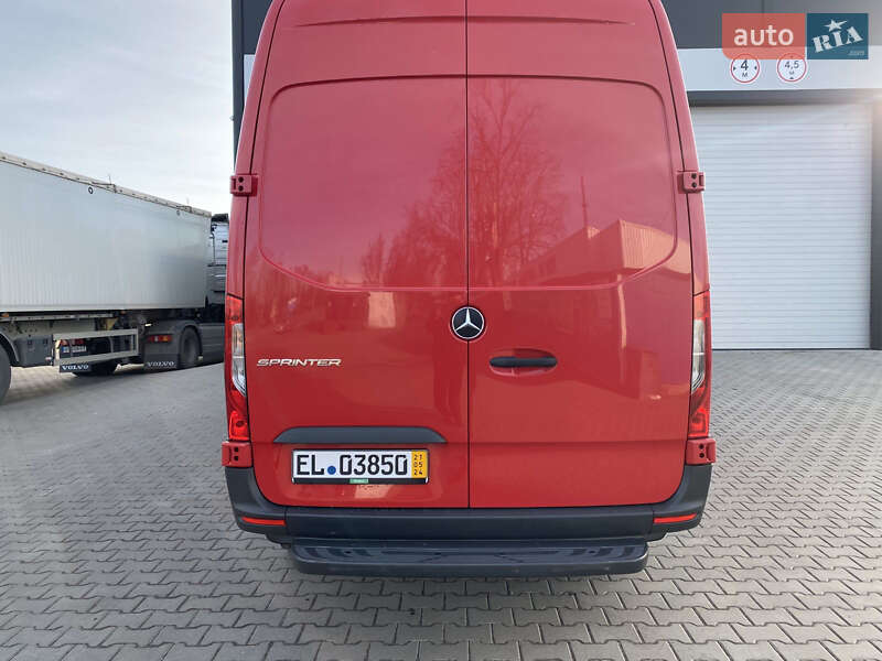 Вантажний фургон Mercedes-Benz Sprinter 2019 в Вінниці