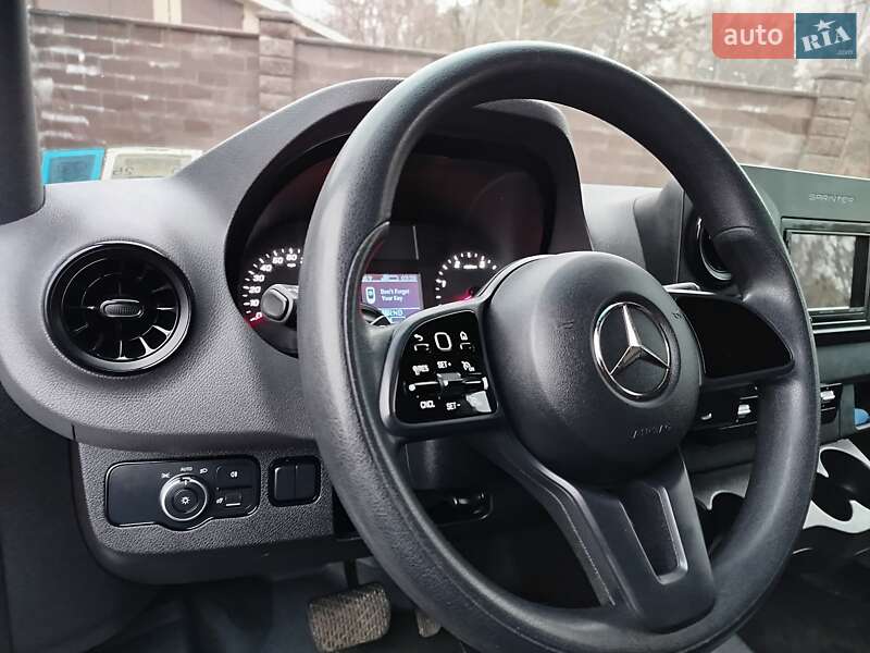Грузопассажирский фургон Mercedes-Benz Sprinter 2021 в Костополе