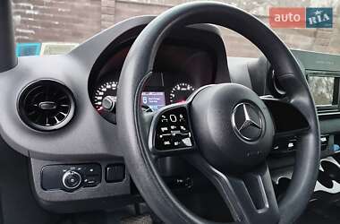 Грузопассажирский фургон Mercedes-Benz Sprinter 2021 в 
