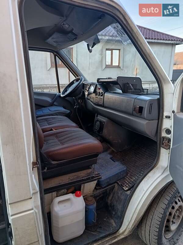 Мікроавтобус Mercedes-Benz Sprinter 1998 в Олевську