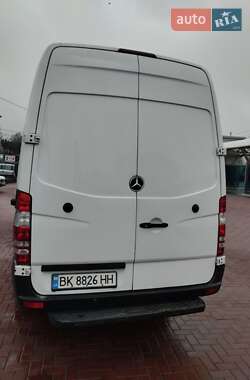 Грузовой фургон Mercedes-Benz Sprinter 2011 в Ровно