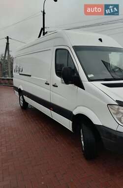 Грузовой фургон Mercedes-Benz Sprinter 2011 в Ровно