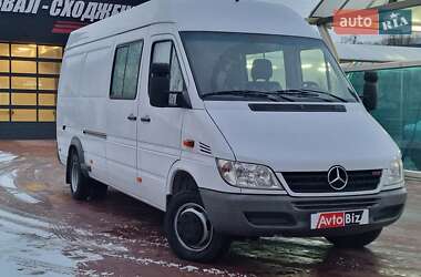 Вантажний фургон Mercedes-Benz Sprinter 2002 в Рівному