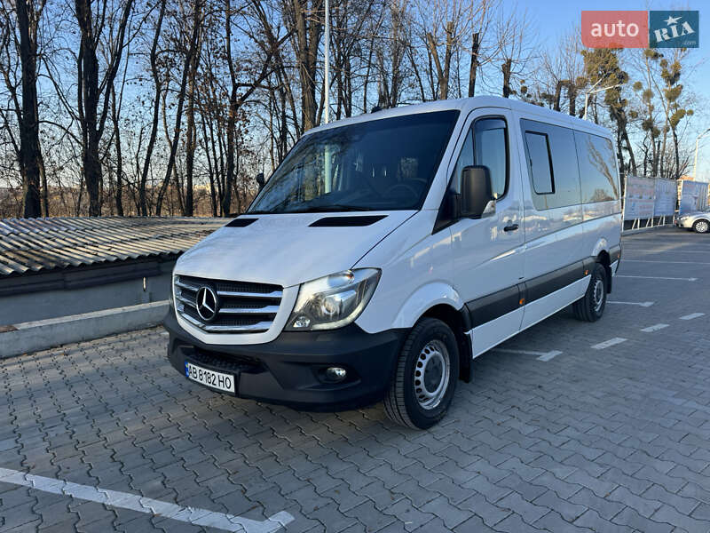 Грузопассажирский фургон Mercedes-Benz Sprinter 2015 в Виннице