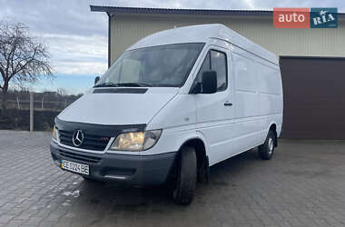 Вантажний фургон Mercedes-Benz Sprinter 2003 в Сокирянах