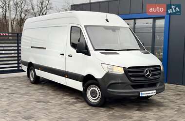 Вантажний фургон Mercedes-Benz Sprinter 2018 в Рівному