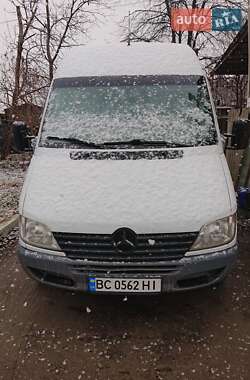 Вантажопасажирський фургон Mercedes-Benz Sprinter 2004 в Львові