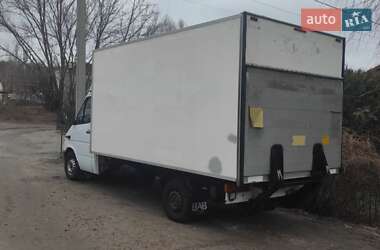 Другие грузовики Mercedes-Benz Sprinter 2004 в 