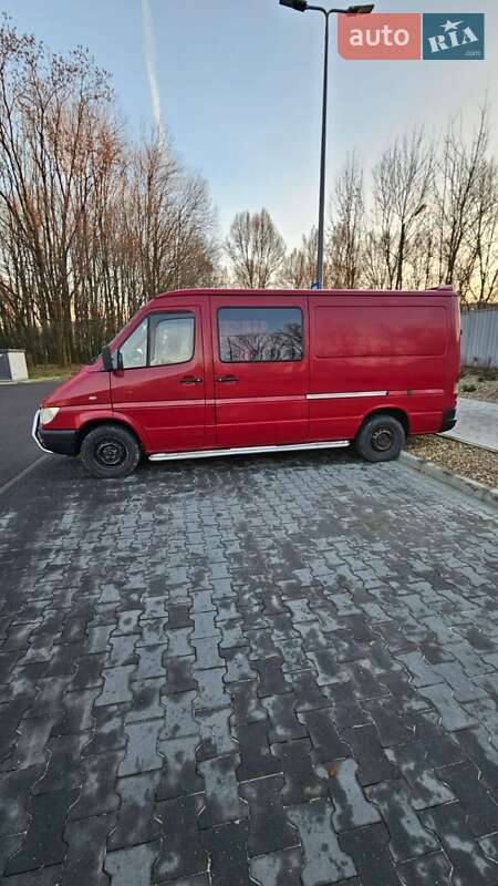 Микроавтобус Mercedes-Benz Sprinter 2004 в Калуше