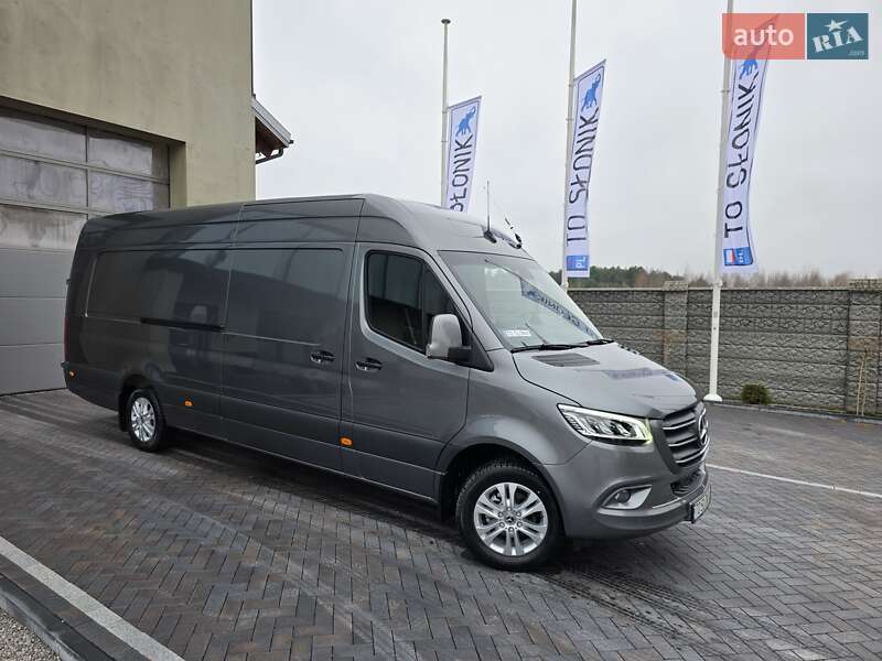 Грузовой фургон Mercedes-Benz Sprinter 2021 в 