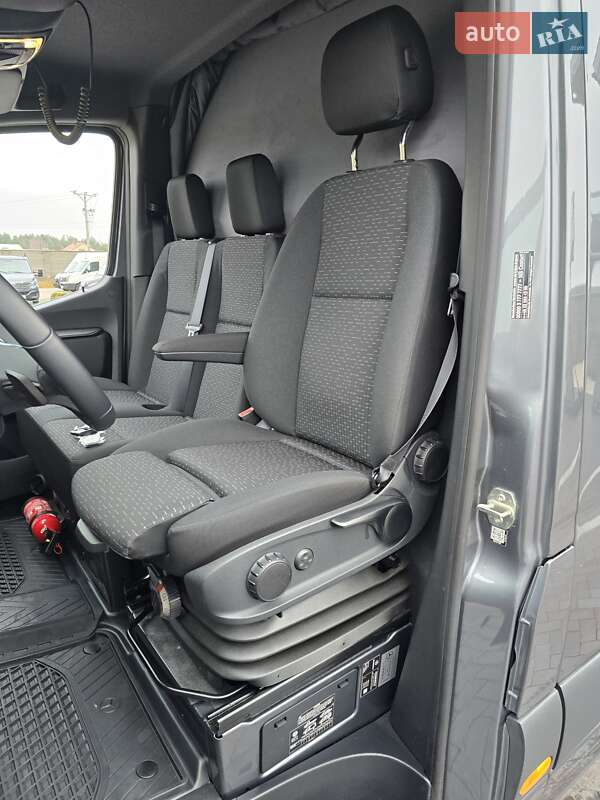 Грузовой фургон Mercedes-Benz Sprinter 2021 в Ровно