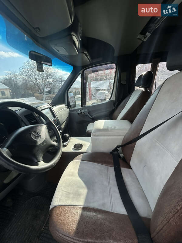 Мікроавтобус Mercedes-Benz Sprinter 2011 в Тячеві