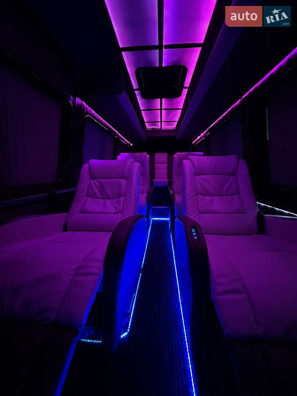 Мікроавтобус Mercedes-Benz Sprinter 2011 в Тячеві