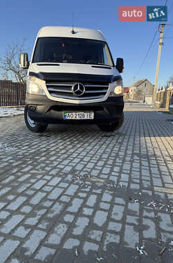 Грузовой фургон Mercedes-Benz Sprinter 2017 в Тячеве