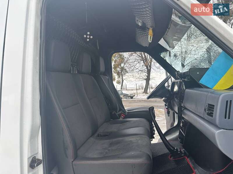 Грузовой фургон Mercedes-Benz Sprinter 1997 в Львове