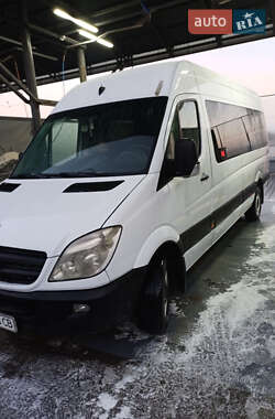 Грузопассажирский фургон Mercedes-Benz Sprinter 2010 в Черновцах