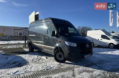 Грузовой фургон Mercedes-Benz Sprinter 2020 в Львове