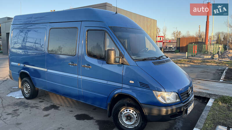 Грузопассажирский фургон Mercedes-Benz Sprinter 2005 в Виннице