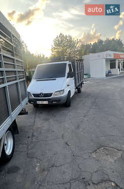 Борт Mercedes-Benz Sprinter 2006 в Томашполі