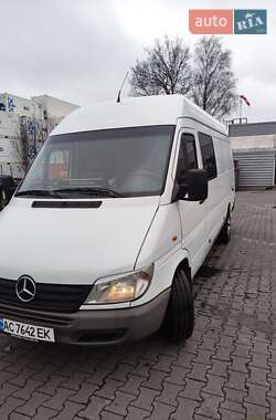 Вантажопасажирський фургон Mercedes-Benz Sprinter 2000 в Луцьку