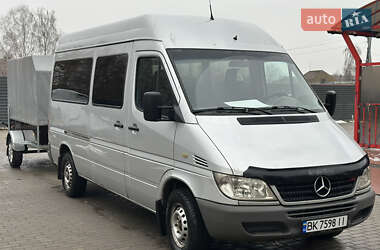 Вантажопасажирський фургон Mercedes-Benz Sprinter 2003 в Бродах