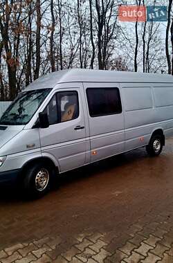 Вантажопасажирський фургон Mercedes-Benz Sprinter 2004 в Івано-Франківську