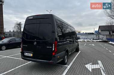 Вантажний фургон Mercedes-Benz Sprinter 2020 в Нововолинську