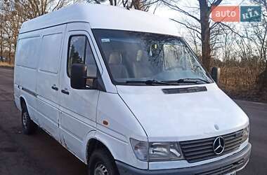 Грузовой фургон Mercedes-Benz Sprinter 1997 в Луцке