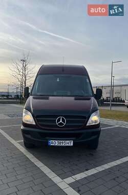 Вантажний фургон Mercedes-Benz Sprinter 2007 в Мукачевому