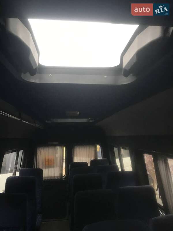 Микроавтобус Mercedes-Benz Sprinter 2000 в Днепре