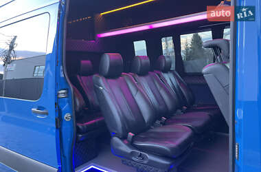 Грузовой фургон Mercedes-Benz Sprinter 2020 в 