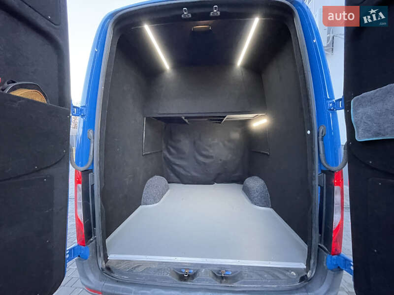 Грузовой фургон Mercedes-Benz Sprinter 2020 в Калуше