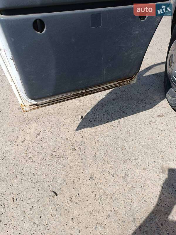 Микроавтобус Mercedes-Benz Sprinter 2004 в Черновцах