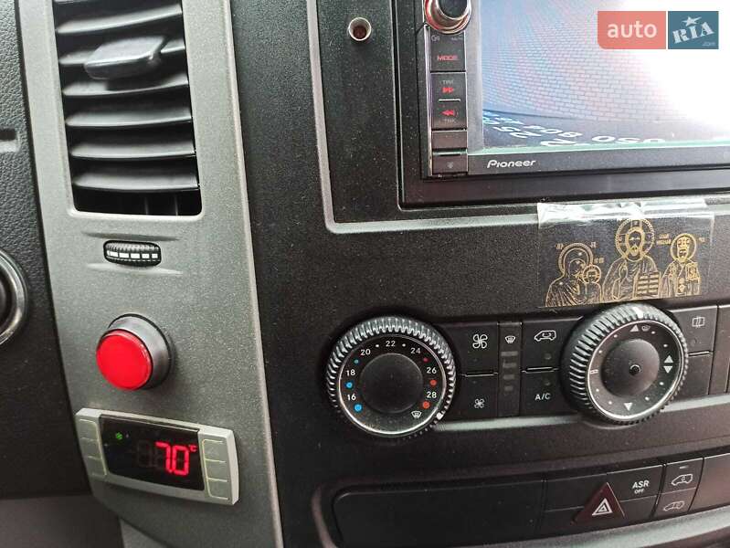 Туристический / Междугородний автобус Mercedes-Benz Sprinter 2015 в Сумах